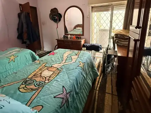 Casa en venta c/ cochera en Artigas