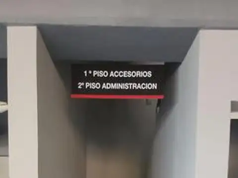 Local en Venta en Tigre Centro, USD 890.000