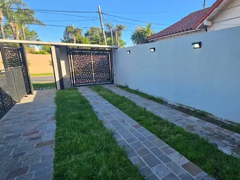 Depto Tipo Casa en Venta de 4 ambientes