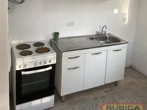 Casa en Alquiler con 2 cocheras