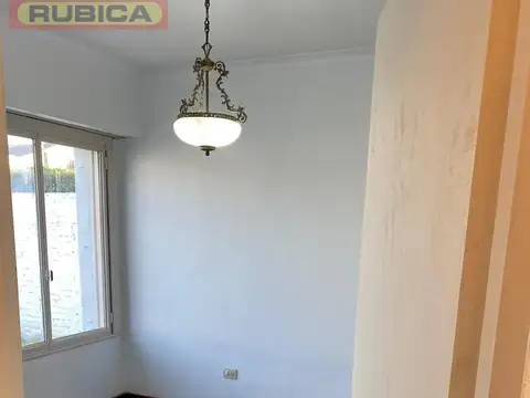 Casa en  alquiler en Barrio Gutierrez