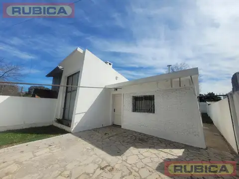 Casa en  alquiler en Barrio Gutierrez