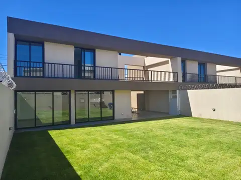 Casa en Alquiler de 2 dormitorios