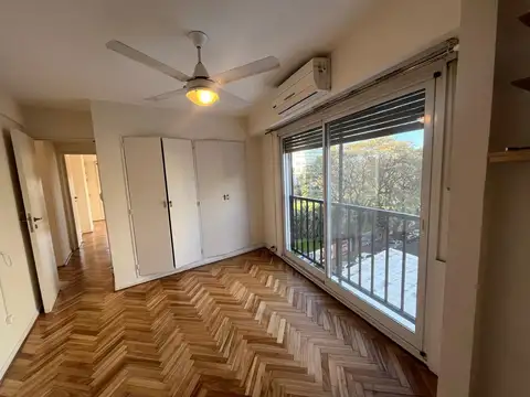 Departamento en Venta en Olivos Vías/Río, USD 180.000