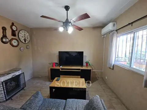 Depto Tipo Casa 4 ambientes con 2 baños