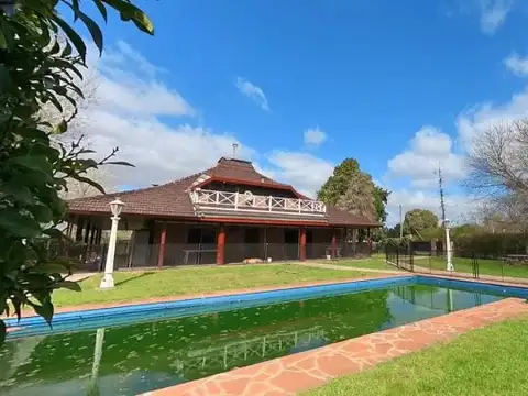 Cesareo B de Quirós al 3800