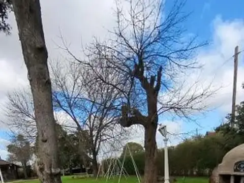 Casa quinta de 7 ambientes con pileta y quincho en Tortuguitas