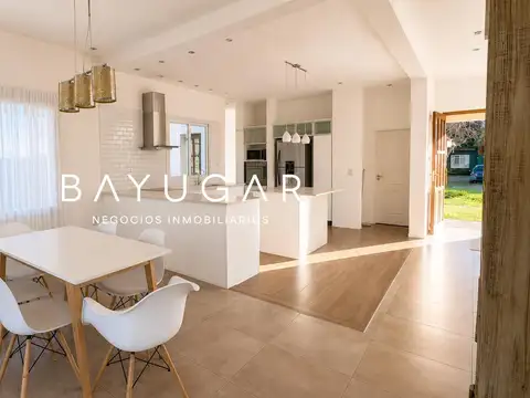 Venta - Casa en Club de Campo San Francisco - Lote Interno de 1200 m2