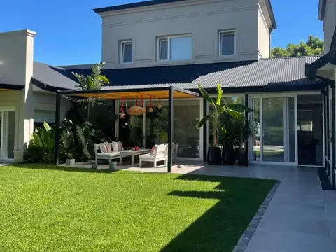 Casa en Venta de 4 dormitorios