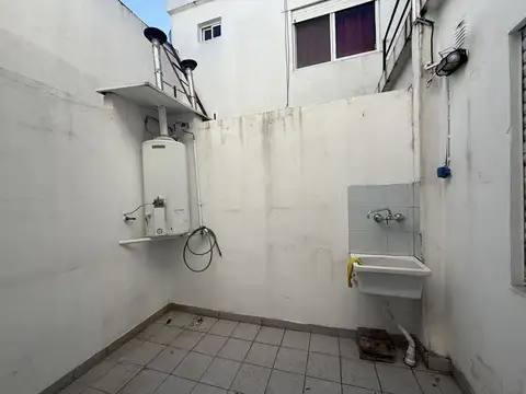 Depto Tipo Casa en Alquiler de 2 ambientes