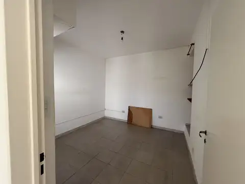 Depto Tipo Casa en Alquiler al Noreste