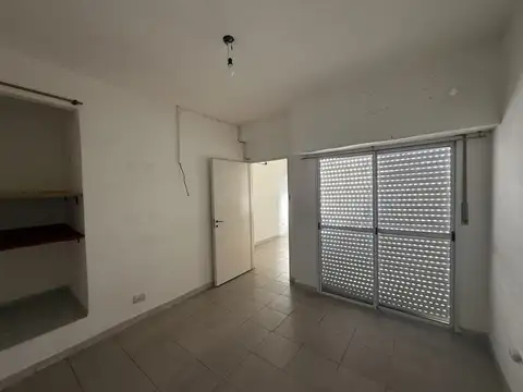 Depto Tipo Casa 2 ambientes con 1 baño