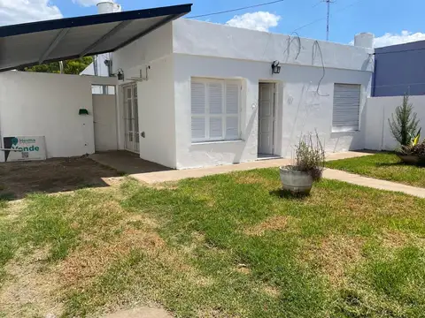 Casa - Barrio 30 de Octubre