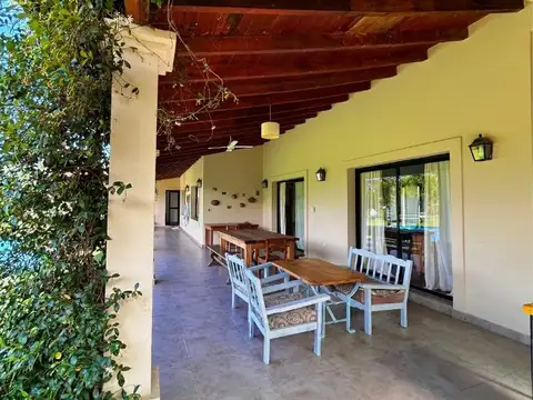 Casa en Venta en Chacras De Santa Maria De San Lorenzo, USD 340.000