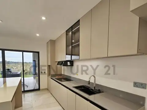 Casa en Venta en El Naudir, USD 269.999