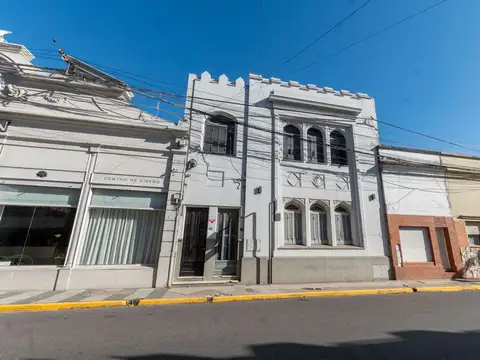 Depto Tipo Casa en Venta de 5 ambientes