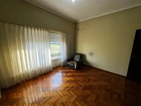 Depto Tipo Casa en Venta en San Justo, USD 86.000