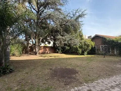 Terreno en Venta de 869,0 m2