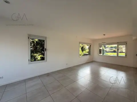 Casa en Alquiler en Rumenco, USD 2.000