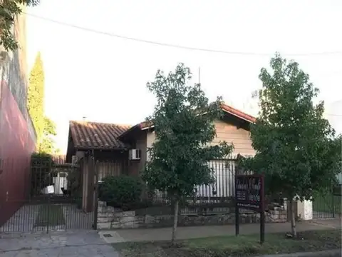 Chalet 4 ambientes en excelente ubicación