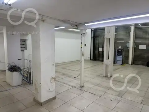 Local en Tribunales