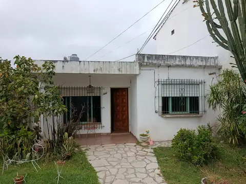 PH tipo casa americana en alquiler en Castelar
