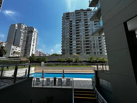 Departamento en Alquiler en Olivos Vias/Rio, USD 1.250