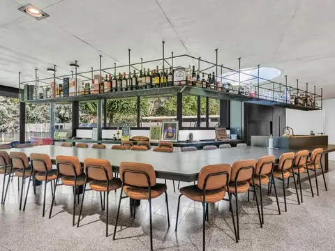 Casa 6 ambientes con 3 baños