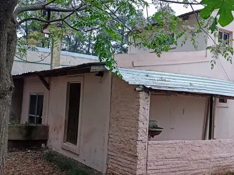 La Reja Muy buena ubicación Chalet Quinta lote 1200 m2 