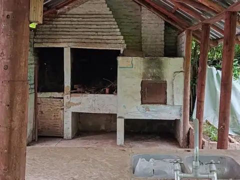 La Reja Muy buena ubicación Chalet Quinta lote 1200 m2