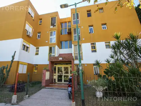 Departamento en Venta en Pompeya, USD 39.900