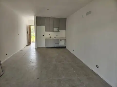 Departamento en Alquiler en La Lonja, USD 450