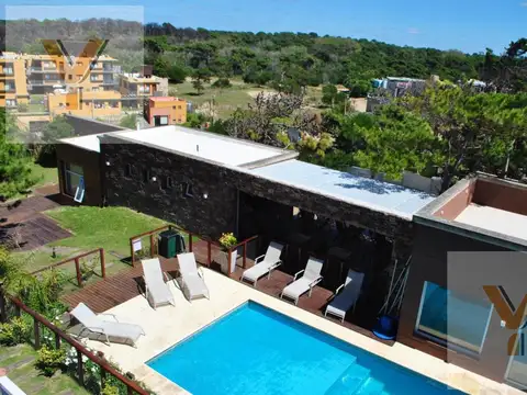 Hotel en Venta en Villa Gesell, USD 1.200.000