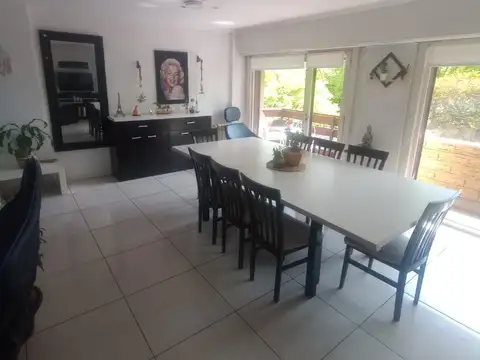 Departamento en Venta de 4 dormitorios