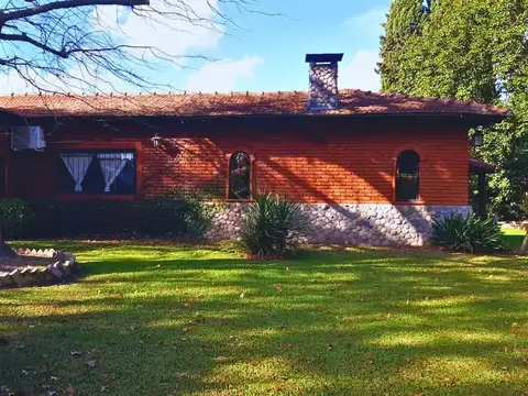 Casa 4 ambientes con 1 baño