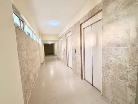 Departamento en Alquiler en Monserrat, $ 450.000