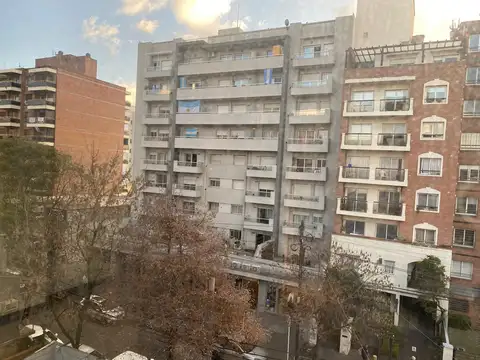 Avellaneda 900, Piso 4