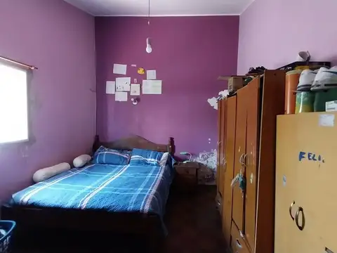 CASA 3 DORM VENTA B° FERROVIARIO A RECICLAR