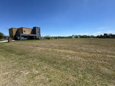 Terreno en Venta de 937,0 m2