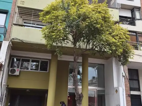 Alquiler departamento 3 Ambientes con Balcón corrido en excelente ubicación céntrica