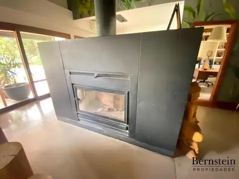 Casa 4 ambientes con 5 baños