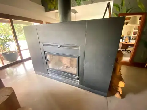 Casa 4 ambientes con 5 baños