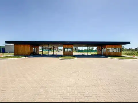 LOTE EN VENTA EN BARRIO CERRADO VILLAGE PLAZA
