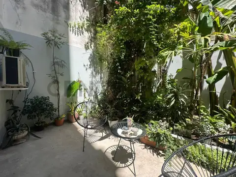 Julián Álvarez 1900, Piso 0