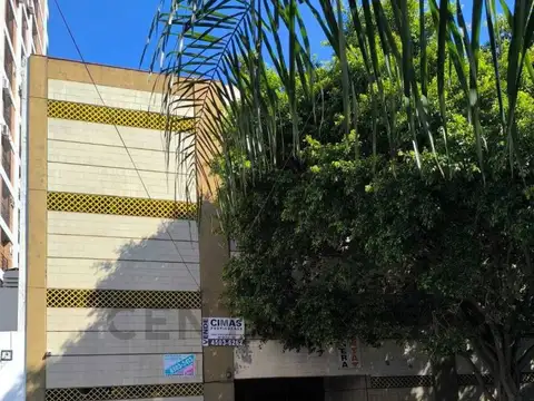 VENTA Excelente Cochera en plano Barrio de Villa del Parque.