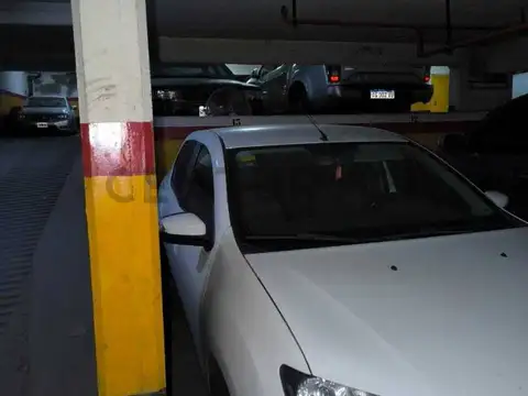 Excelente Cochera en Venta en plano Barrio de Villa del Parque.