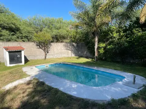 Casa 3 ambientes con 1 baño