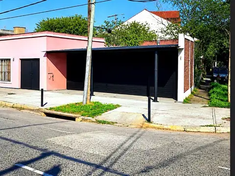 Local en Venta en Adrogue, USD 350.000