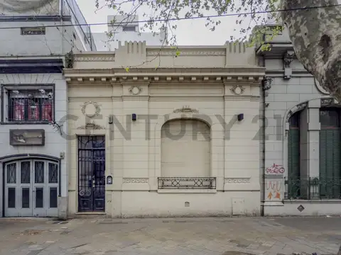 Venta de Casa en el centro de La Plata - 3 dormitorios- 44 e/ 4 y 5