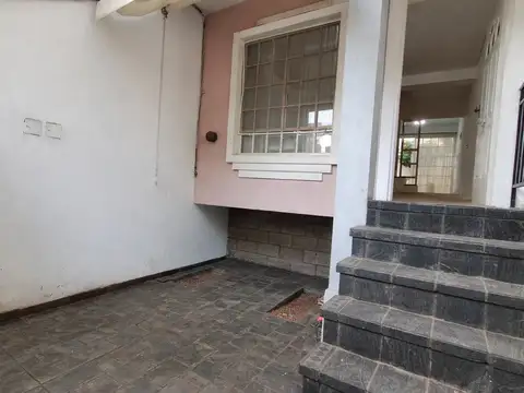 Casa en Alquiler de 3 dormitorios